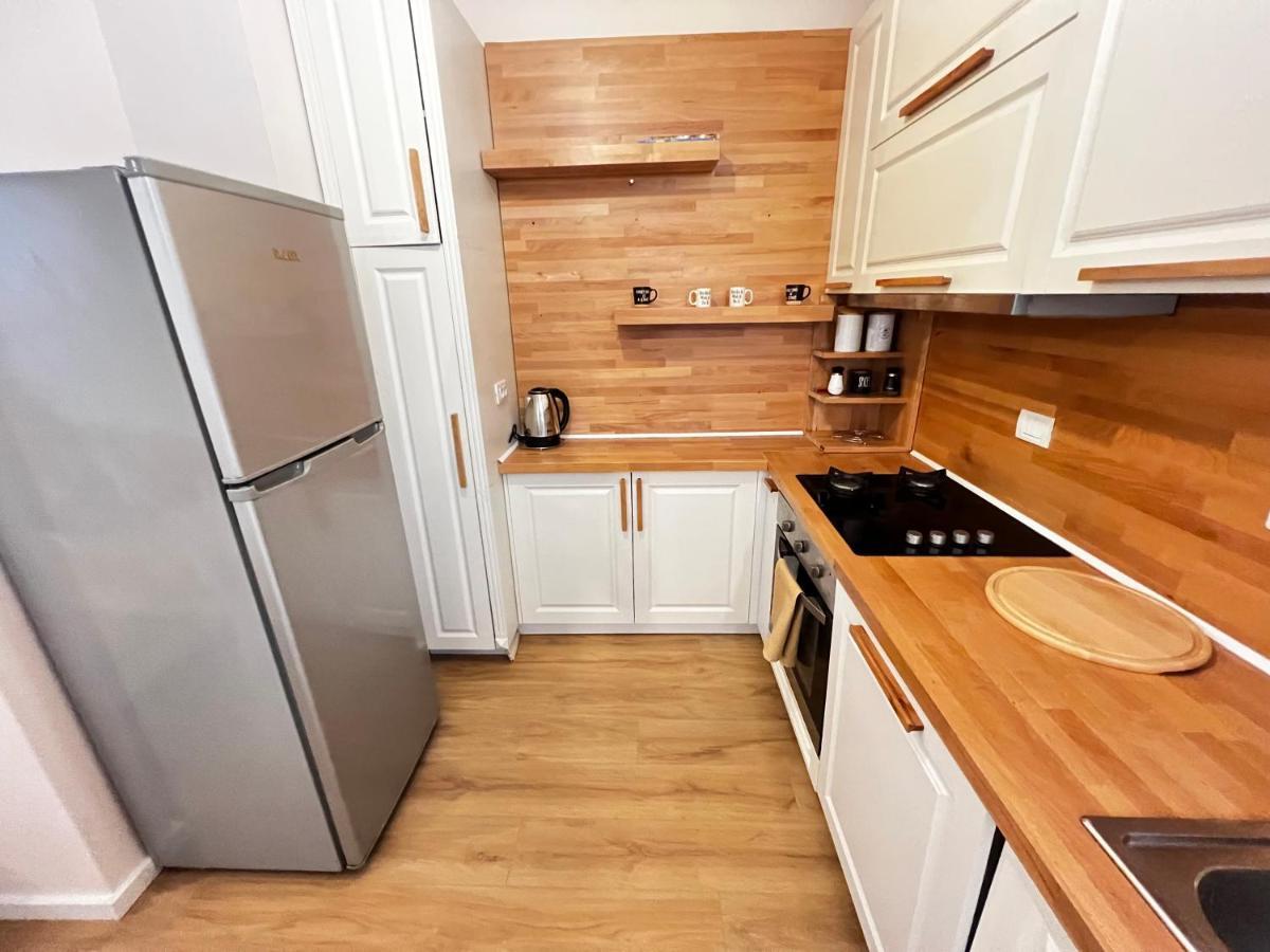 Tirana Main Square Apartman Kültér fotó