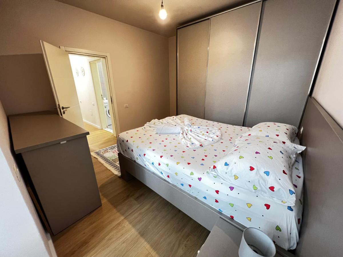 Tirana Main Square Apartman Kültér fotó