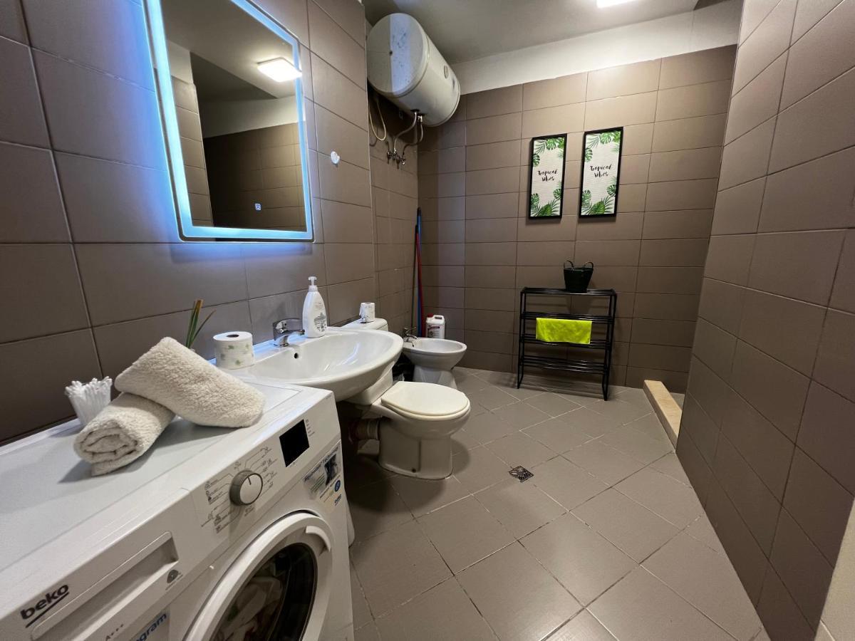 Tirana Main Square Apartman Kültér fotó