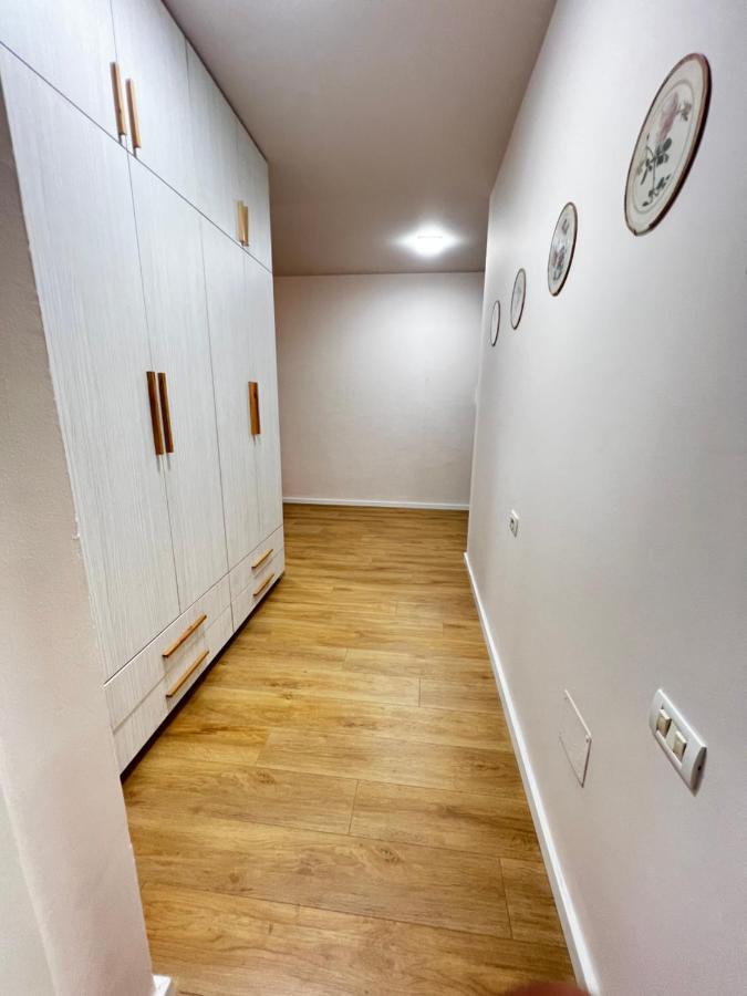 Tirana Main Square Apartman Kültér fotó