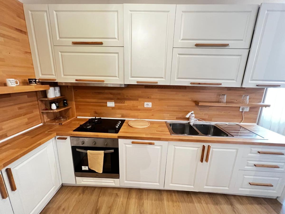 Tirana Main Square Apartman Kültér fotó